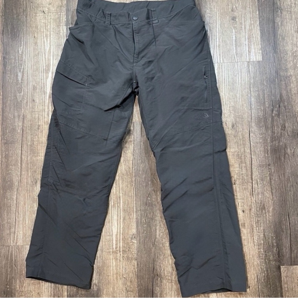 The North Face Men's Black Tech Cargo Pants